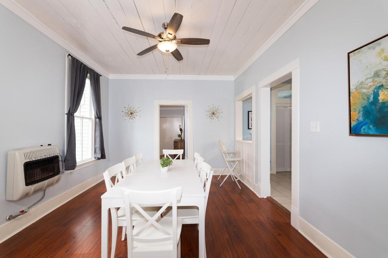 Beautiful Two-Story In Central Galveston, Short Walk To Beach, Near Downtown! | Seas The Breeze Villa Bagian luar foto