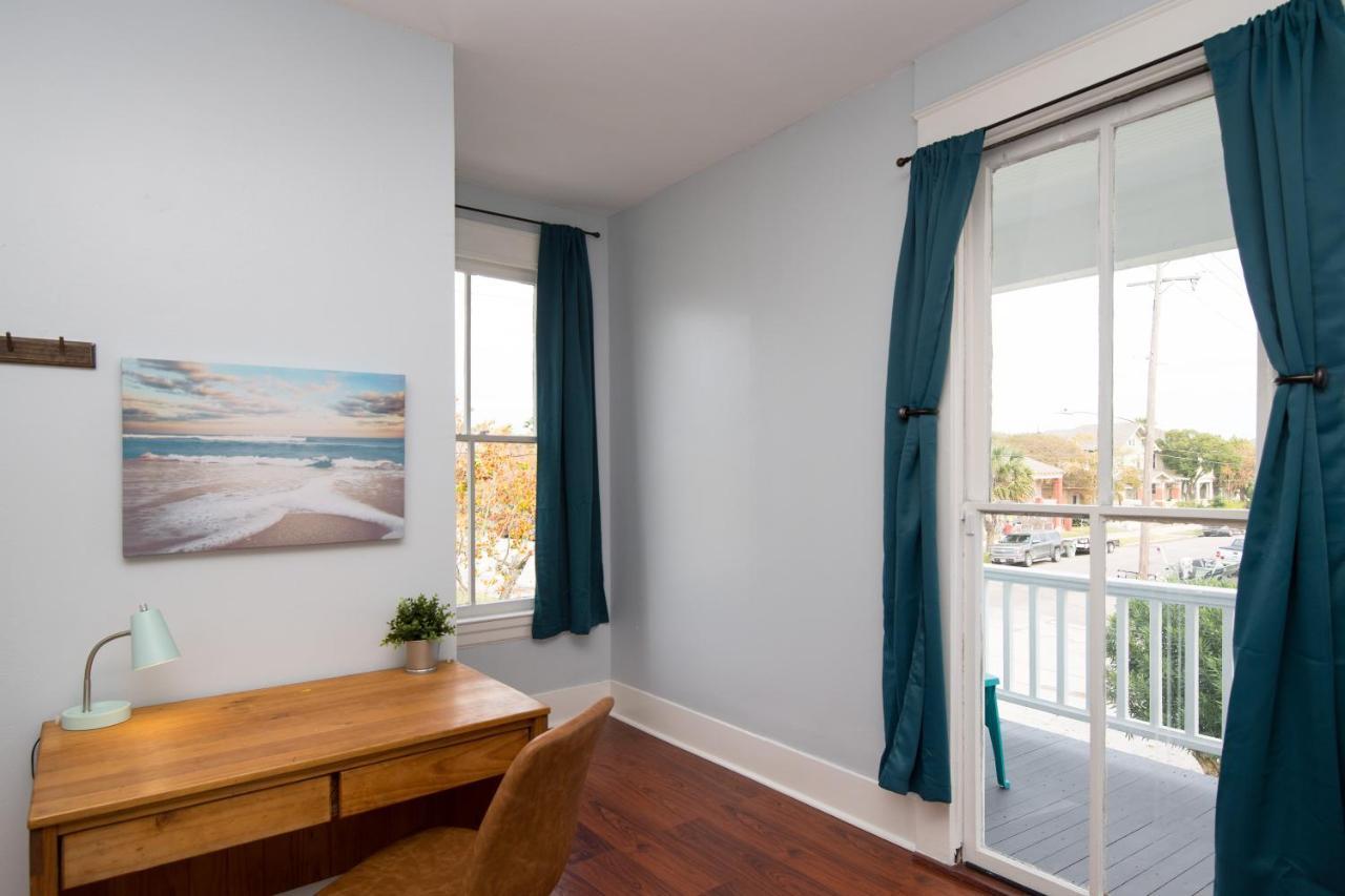 Beautiful Two-Story In Central Galveston, Short Walk To Beach, Near Downtown! | Seas The Breeze Villa Bagian luar foto
