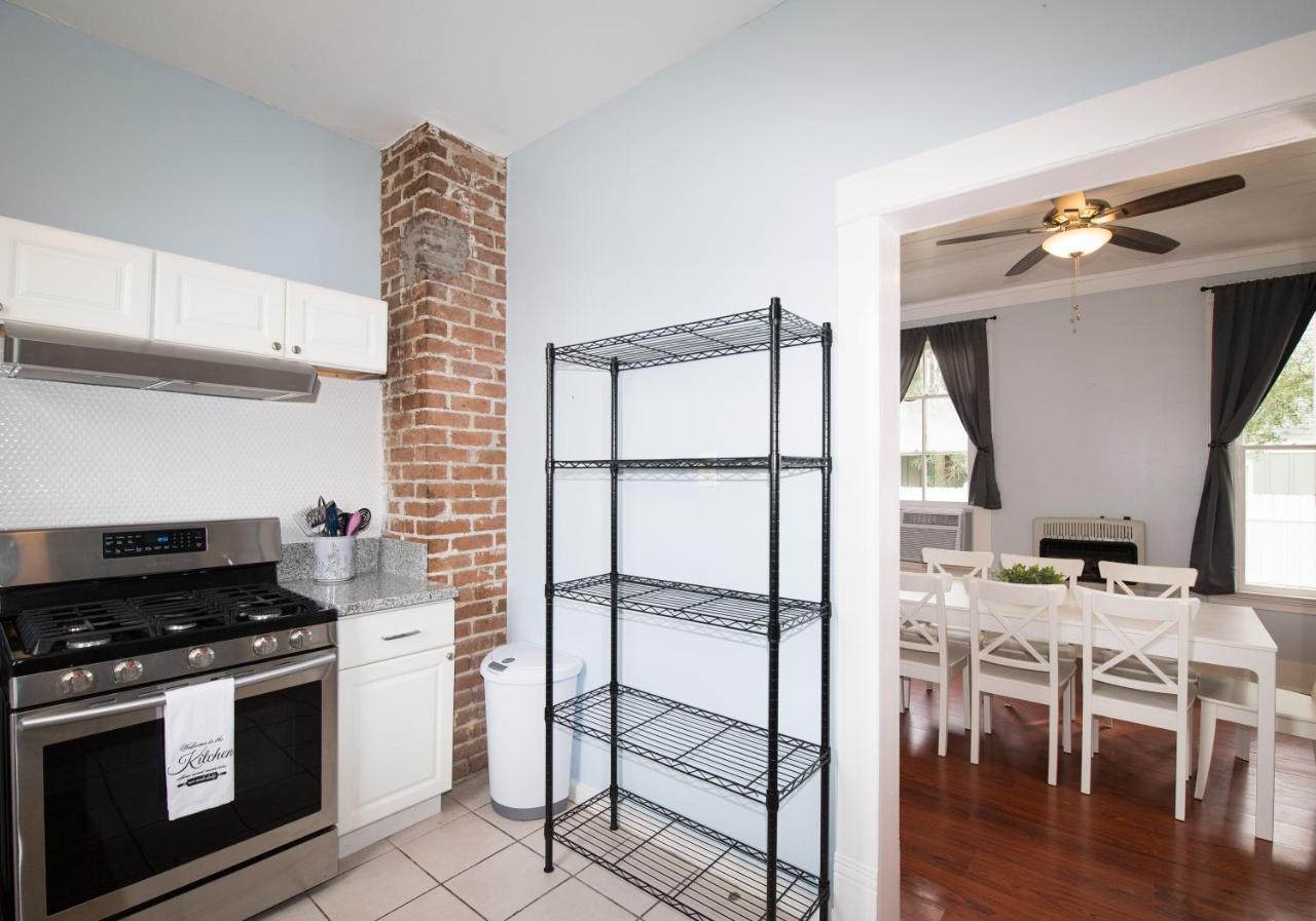 Beautiful Two-Story In Central Galveston, Short Walk To Beach, Near Downtown! | Seas The Breeze Villa Bagian luar foto