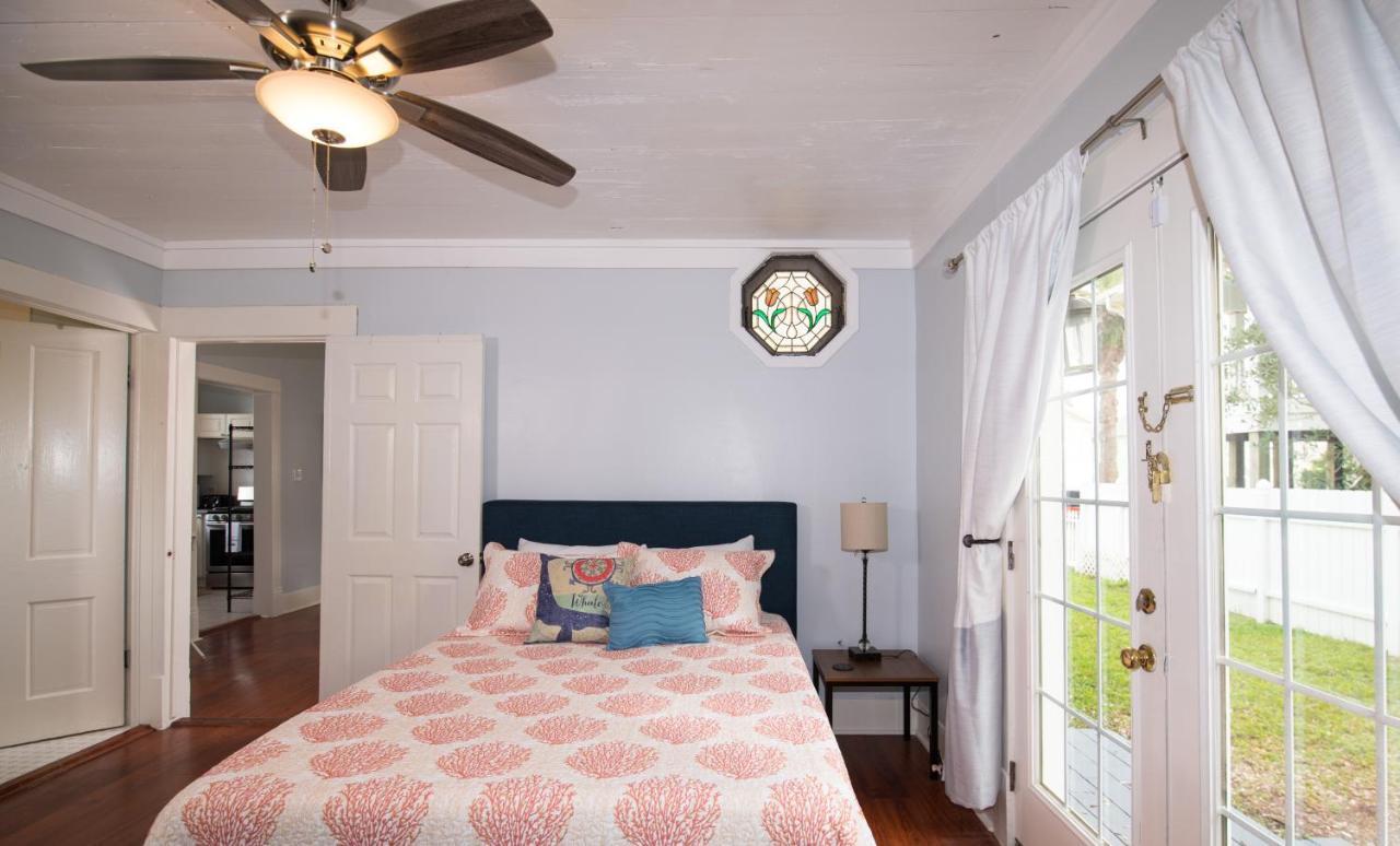 Beautiful Two-Story In Central Galveston, Short Walk To Beach, Near Downtown! | Seas The Breeze Villa Bagian luar foto
